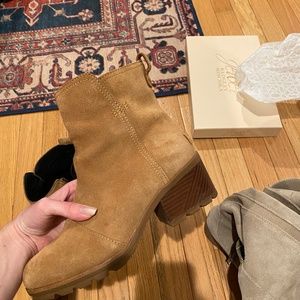 Sorel Cate bootie (suede water resistant heeled booties) size 7